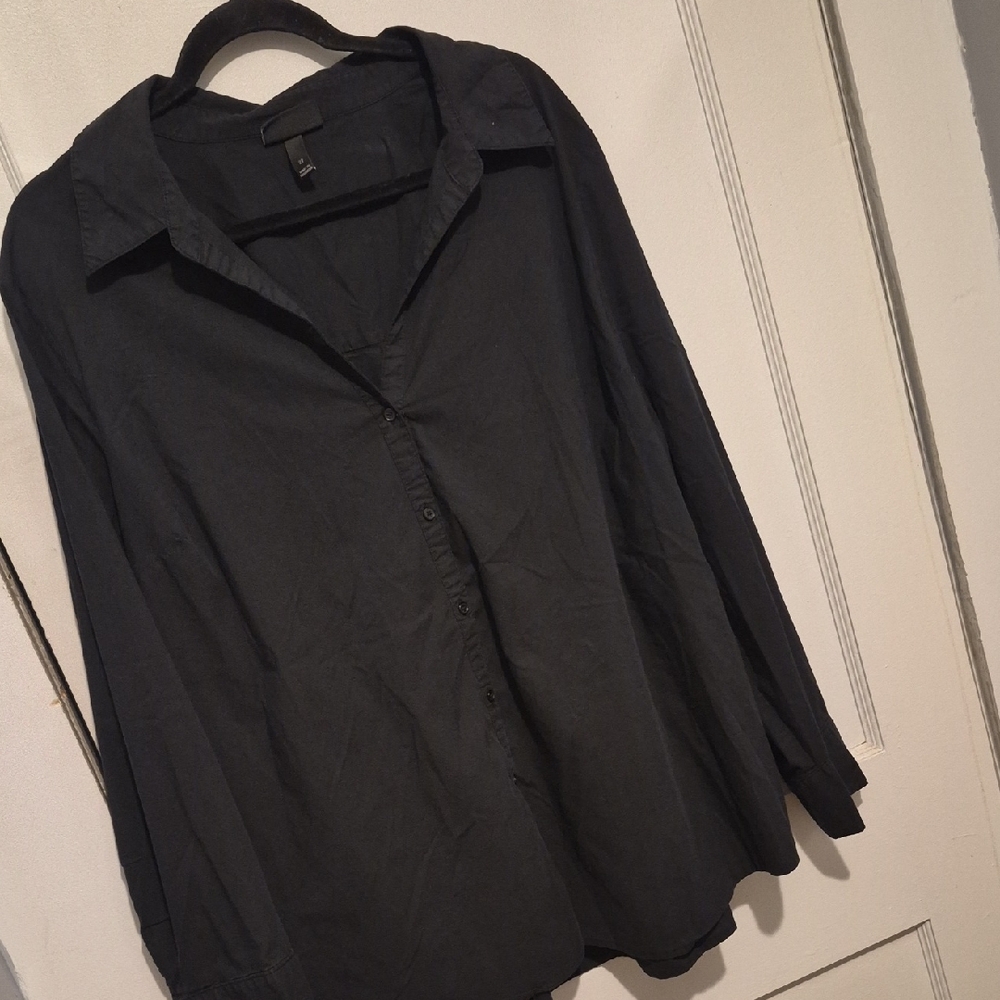 Lane Bryant Charcoal Button-Up Blouse